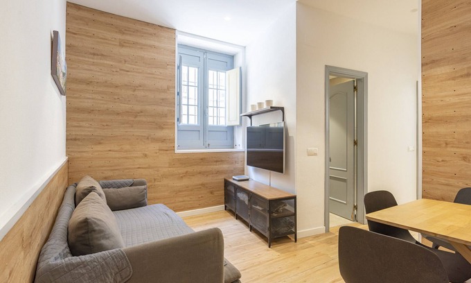 La Victoria Apartment | Central Malaga 2 Bedroom