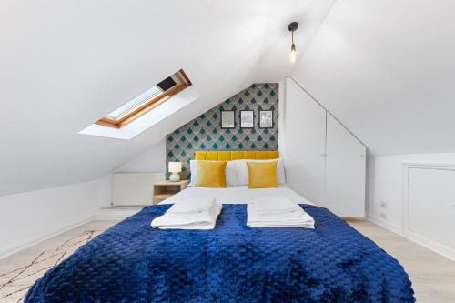 Islington Apartment | Central & Modern 1 Bed Apartment - 3min to Train Station & Sleeps 4 - The Holloway Suite