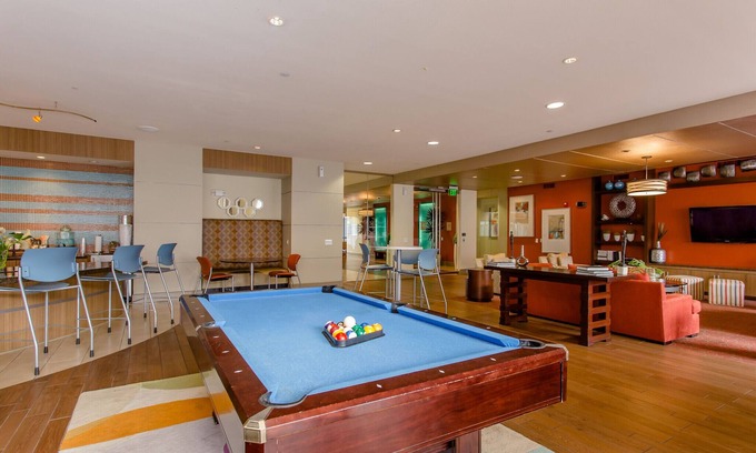 Texas Medical Center Apartment | Central Stay Minutes from NRG, Pets, Parking, Wifi