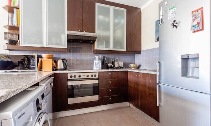 Victoria and Alfred Waterfront Apartment | Central Stylish Apartment with Magnificent View of Table Mountain