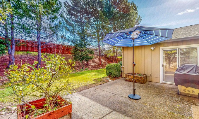 Quail Ridge House | Centrally Located - Grill & Dual-Sided Fireplace