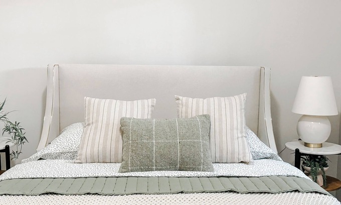 Rochester House | Centrally located Spacious & Comfortable 2 Master Bedroom Home For large Groups