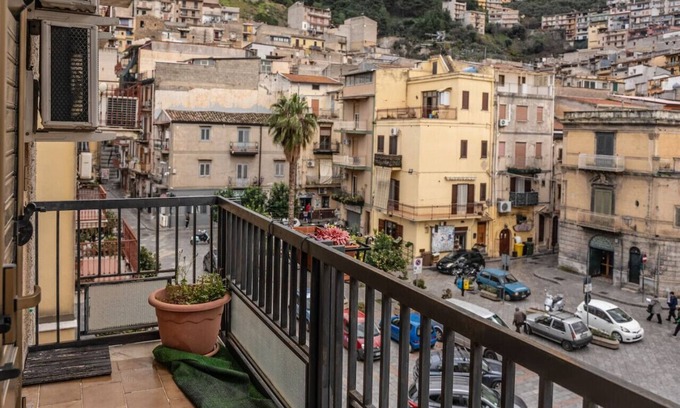 Altofonte Apartment | Centre View: Altofonte