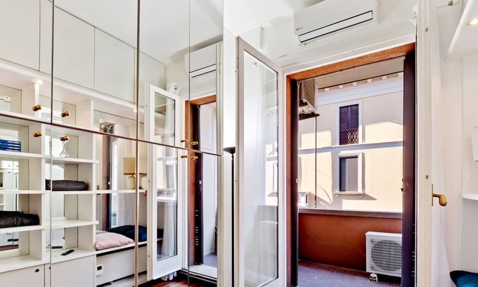 San Marco Apartment | CENTRO Piazza San Marco 1 · Bright & Central Apar