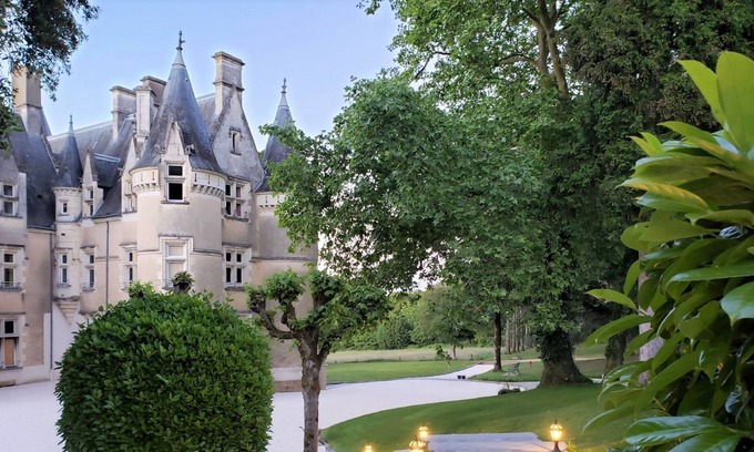 Saint-Germain-d'Arce Other | Château d'Amenon