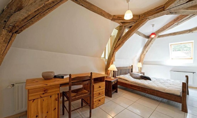 Saint-Forgeot Bed & Breakfast | Château de Millery