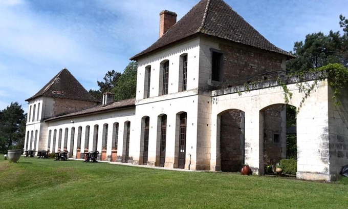 Le Pizou Apartment | Château Neuf Le Désert