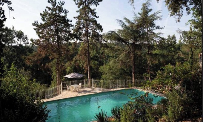 Fajolles Apartment | Château Stay – 1BR/4P with Pool & Park Access