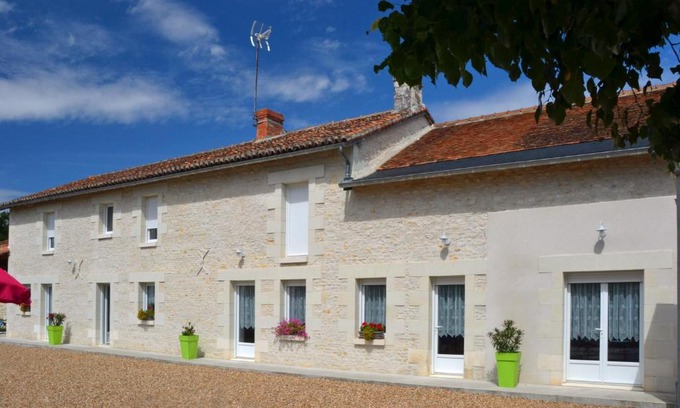 Chaveignes Bed & Breakfast | Château-Vert