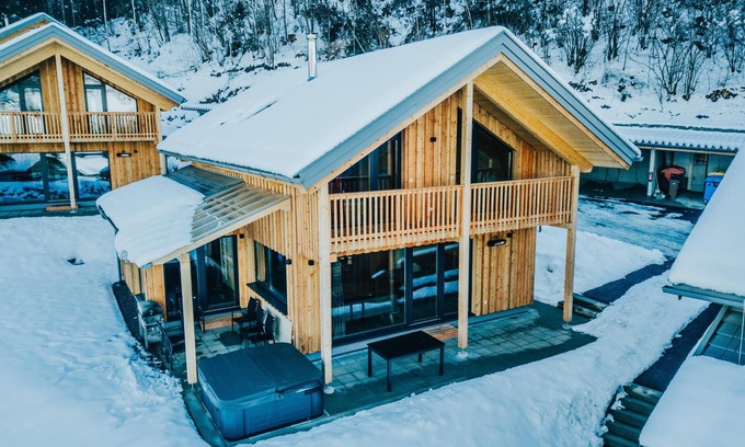 Sankt Georgen am Kreischberg Ski Chalet | Chalet with sauna and whirlpool near ski resort
