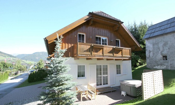 Sankt Margarethen im Lungau Ski Chalet | Chalet in Lungau with sauna and hot tub