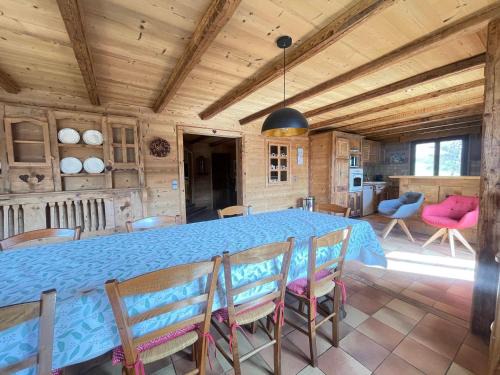 Flumet Ski Chalet | Chalet à Flumet pour 8 pers avec terrasse et WiFi inclus - FR-1-505-225