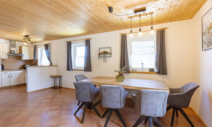 Annaberg im Lammertal Ski Chalet | Chalet # 10 with 3 BR for up to 6 people