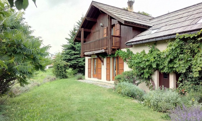 Saint-Chaffrey Ski Chalet | Chalet 2 to 7 people. Ski & summers in Saint-Chaffrey, Serre Chevalier Valley