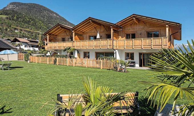 Tesimo Apartment | Chalet '3 65m²' with Mountain View, Shared Pool and Wi-Fi