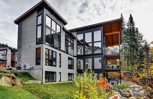 Stoneham Ski Chalet | Chalet 35