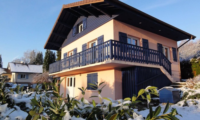 Fraize Ski Chalet | Chalet 9 Pers-102m² - 4 Ch - SPA -SAUNA - BABY FOOT -PING PONG - WIFI - PÉTANQUE