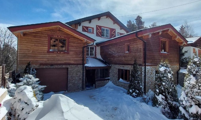 Superbolquere Ski Chalet | Chalet Azimut
