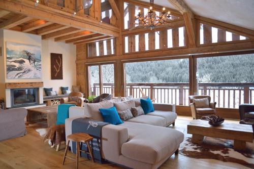 La Chapelle-d'Abondance Bed & Breakfast | Chalet Cannelle