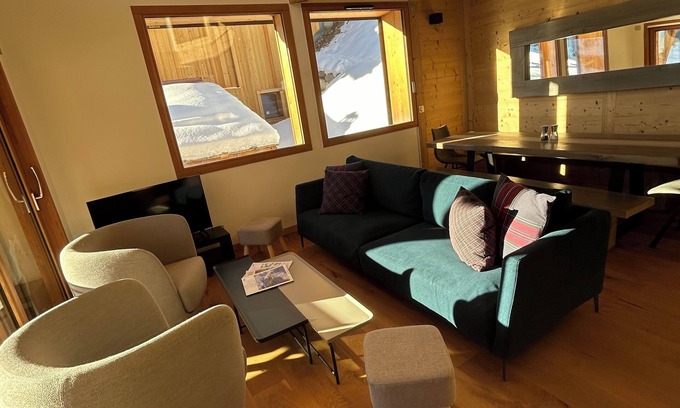 Les Deux Alpes Ski Chalet | Chalet Chablis sleeps 10