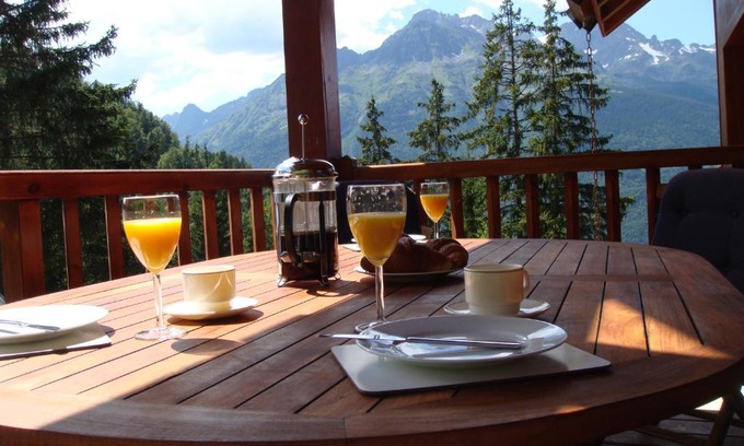 Oz Ski Chalet | Chalet Clementine