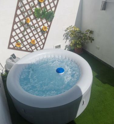 Abades House | CHALET CON JACUZZI CLIMATIZADO, BARBACOA Y CERCA DE LA PLAYA