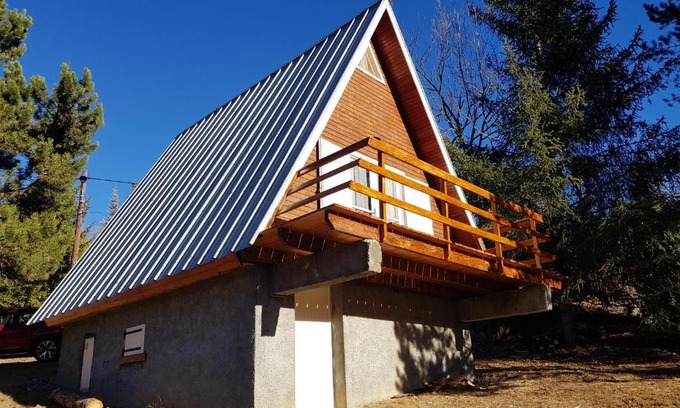 Allos Ski Chalet | Chalet d'une chambre avec jardin a Allos