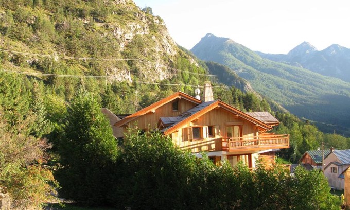 Briancon Apartment | Chalet de l'Orceyrette, idéal pour un couple ou famille avec 2 enfants