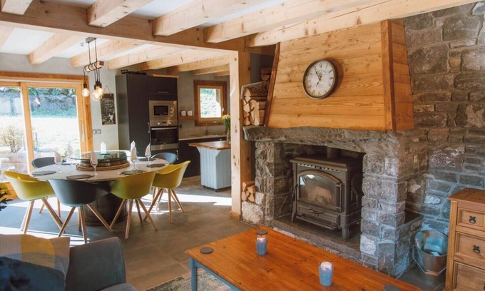 Saint-Jean-dʼAulps Ski Chalet | Chalet Dranse ski/bike - Mountain Voyages