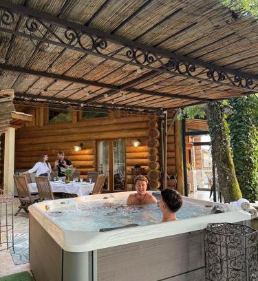 Montmurat Ski Chalet | CHALET EN RONDINS AVEC SPA - 5 personnes