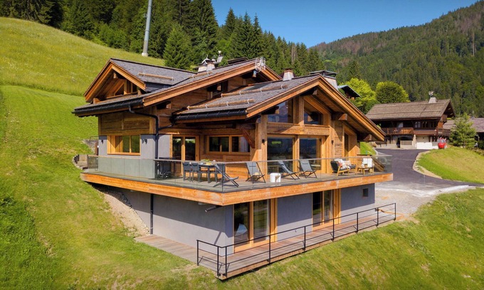 La Clusaz Ski Chalet | Chalet Fernand - La Clusaz stylish stay for 10 with spa - OVO Network