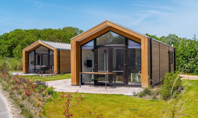 Enkhuizen House | Chalet for 4 persons with a terrace