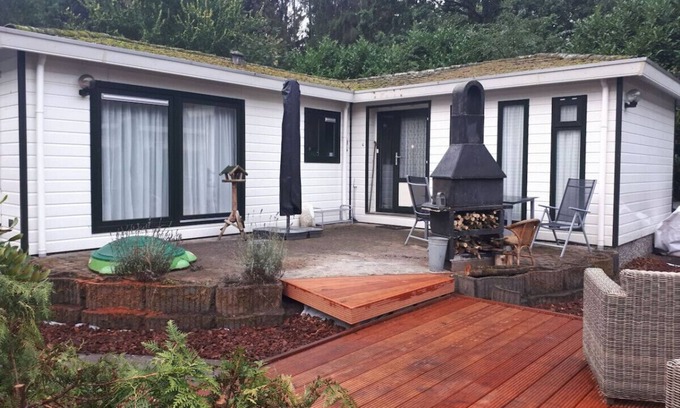 Krachtighuizen Ski Chalet | Chalet Forest Putten I a nice getaway