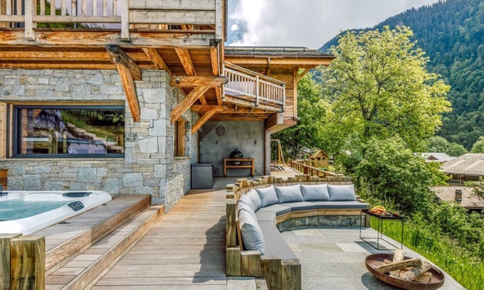 Montriond Ski Chalet | Chalet Grand Duc - Five Bedroom Chalet, Sleeps 12