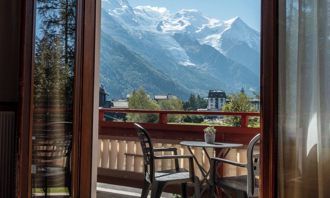 Chamonix City Centre Hotel | Chalet Hôtel La Sapinière