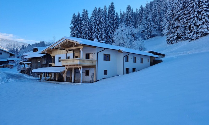 Kaltenbach Apartment | Chalet in Kaltenbach near Ski Slopes