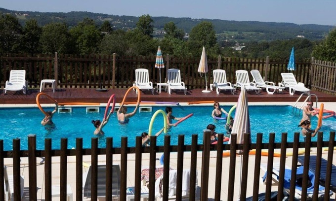 Peyrignac Ski Chalet | Chalet La Cabane 35m² + dishwasher + Covered terrace + Television 1 / 4pers