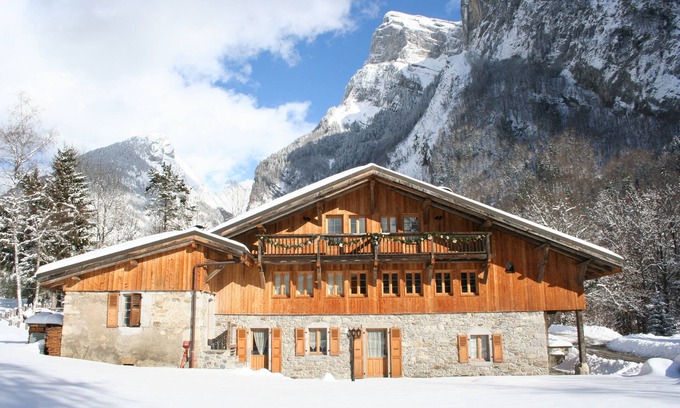 Samoens Ski Chalet | Chalet la ferme des Fontany ideal for families in the mountains