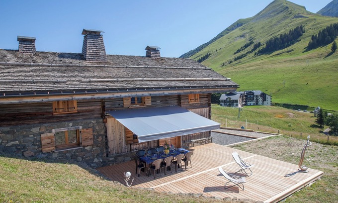 Manigod Ski Chalet | Chalet La Trafolée : summer in the mountain pastures, winter next to the slopes.