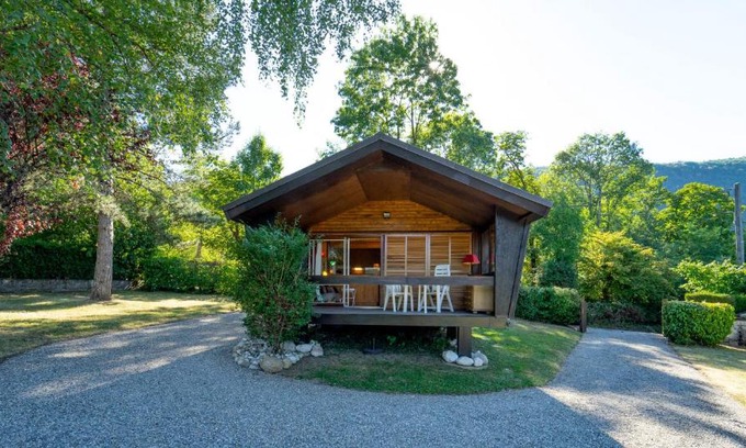 Sevrier Ski Chalet | Chalet lEdelweiss - chalet cocoon dans 4000m2 de jardin avec parking