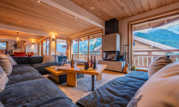 Monetier-les-Bains Ski Chalet | Chalet Malago
