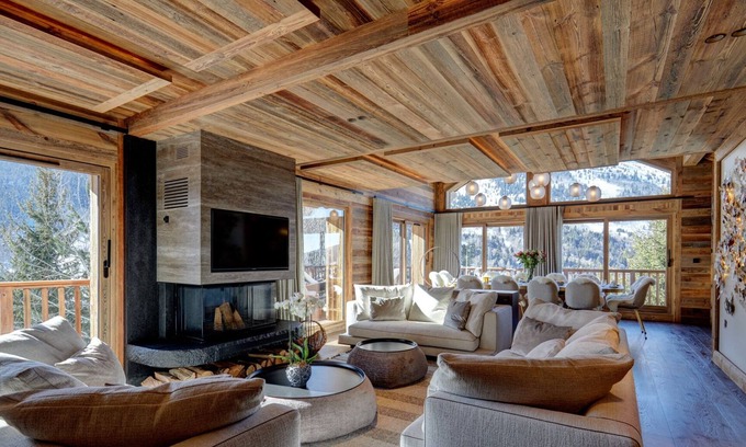 Meribel Ski Chalet | Chalet Menor - A Luxurious Chalet with Swimming Pool, Jacuzzi & Sauna in Meribel