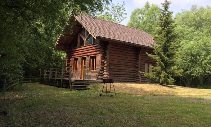 Quend Ski Chalet | Chalet near Quend Beach with Pool