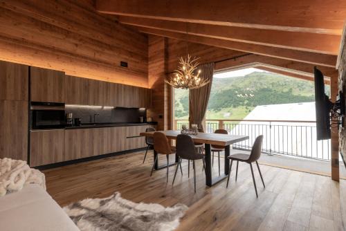 Teola Apartment | Chalet Pandora Bivio Travel