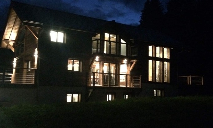 Seytroux Ski Chalet | Chalet Portes du Soleil , nr St Jean d’aulps, lifts short drive.