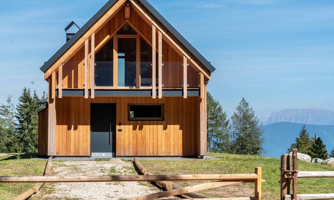 Cavareno Ski Chalet | Chalet Sissi Empress