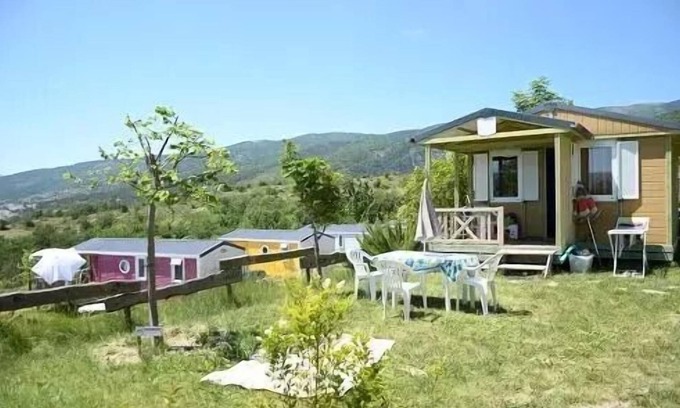 Rosans Ski Chalet | Chalet Standard "Trianon" 27m2 - 2 Schlafzimmer - integrierte Terrasse 4 Personen