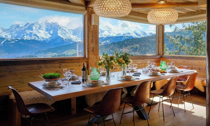 Cordon Ski Chalet | Chalet Vardache - Ski-in ski-out with Mont Blanc views - OVO Network