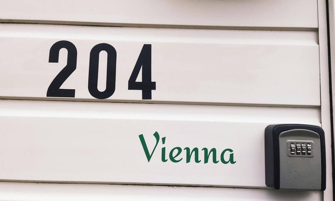 Menaldum Ski Chalet | Chalet Vienna