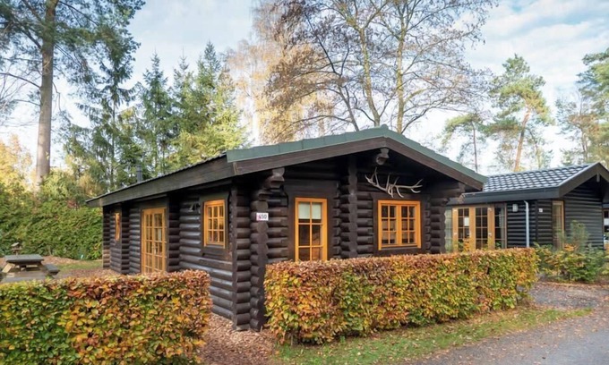 Otterlo House | Chalet with 2 bedrooms and 1 bathroom
